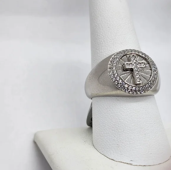 Brand New Sterling Silver 925 Cross Ring - Picture 3 of 4